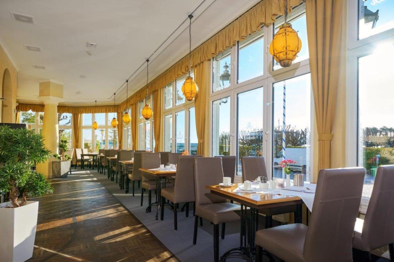 Strandhotel Luise Von Preussen Zinnowitz Luaran gambar