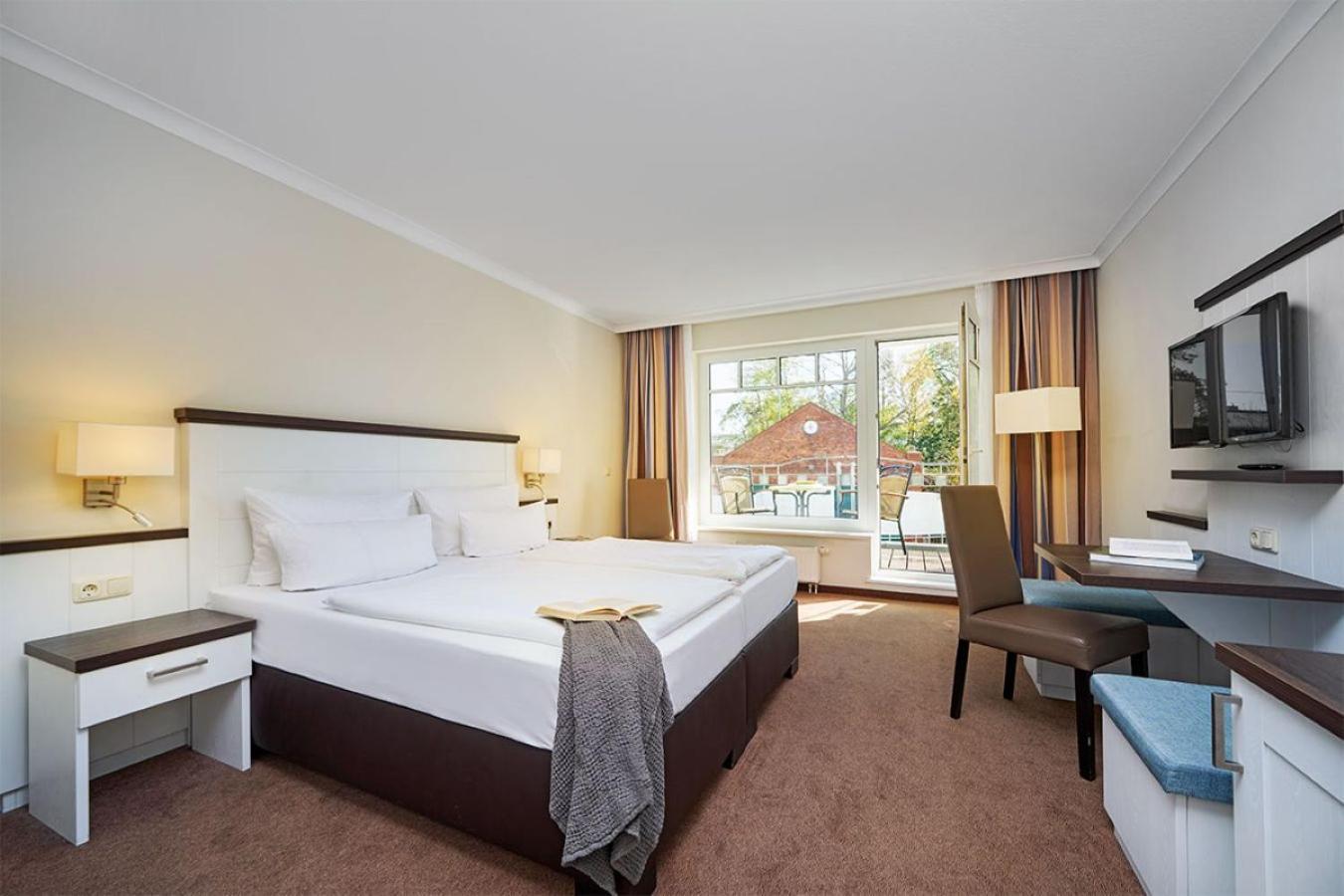 Strandhotel Luise Von Preussen Zinnowitz Luaran gambar